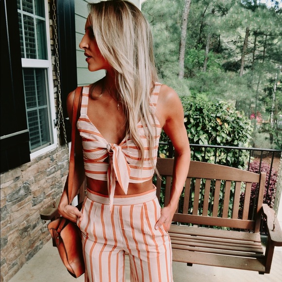 Striped Two Piece Crop Top Set - Picture 4 of 7